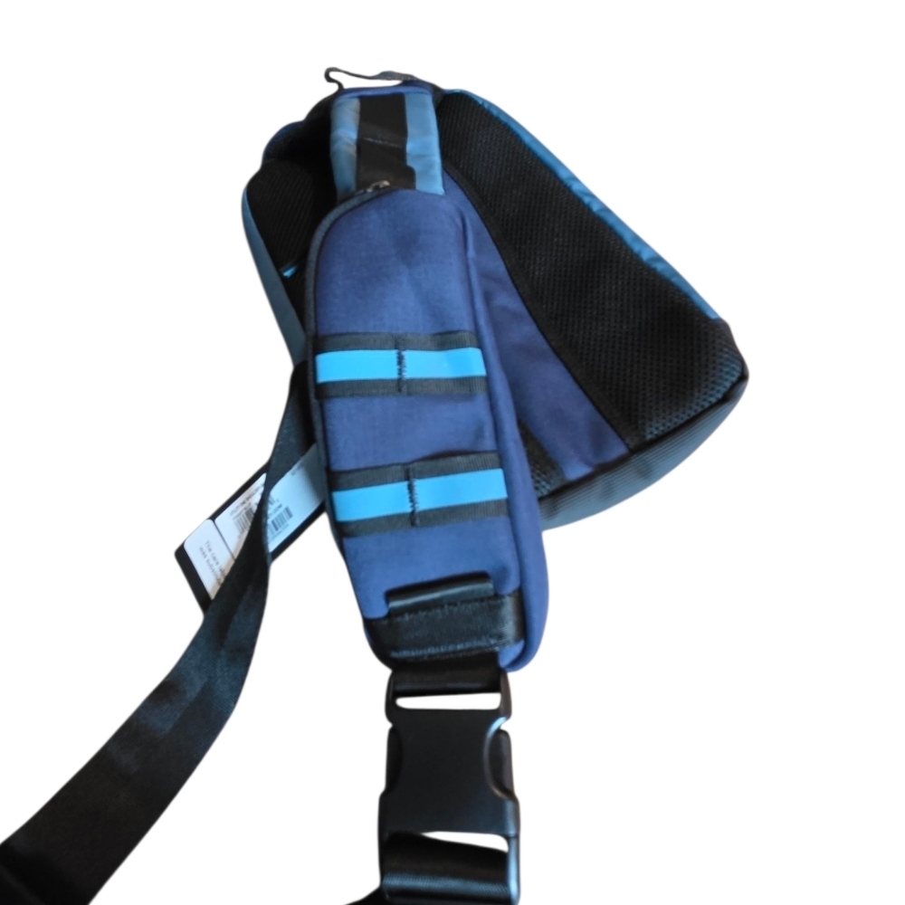 Oakley Utility One Shoulder Bag 921432 Mens Foggy Blue NWT - Picture 4 of 14